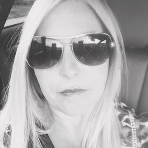 Meet your Posher, Leigh